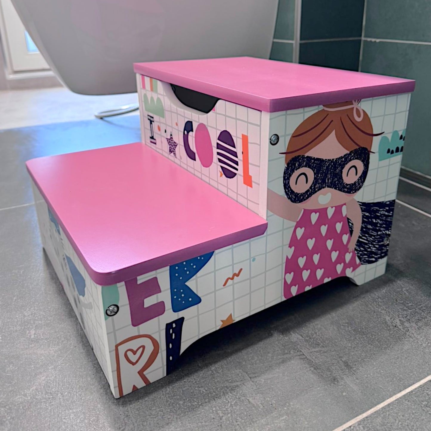 Детско Столче GINGER HOME, Дървено Стъпало на 2 Нива, Стълба за Детска Стая, розово, SUPER GIRL