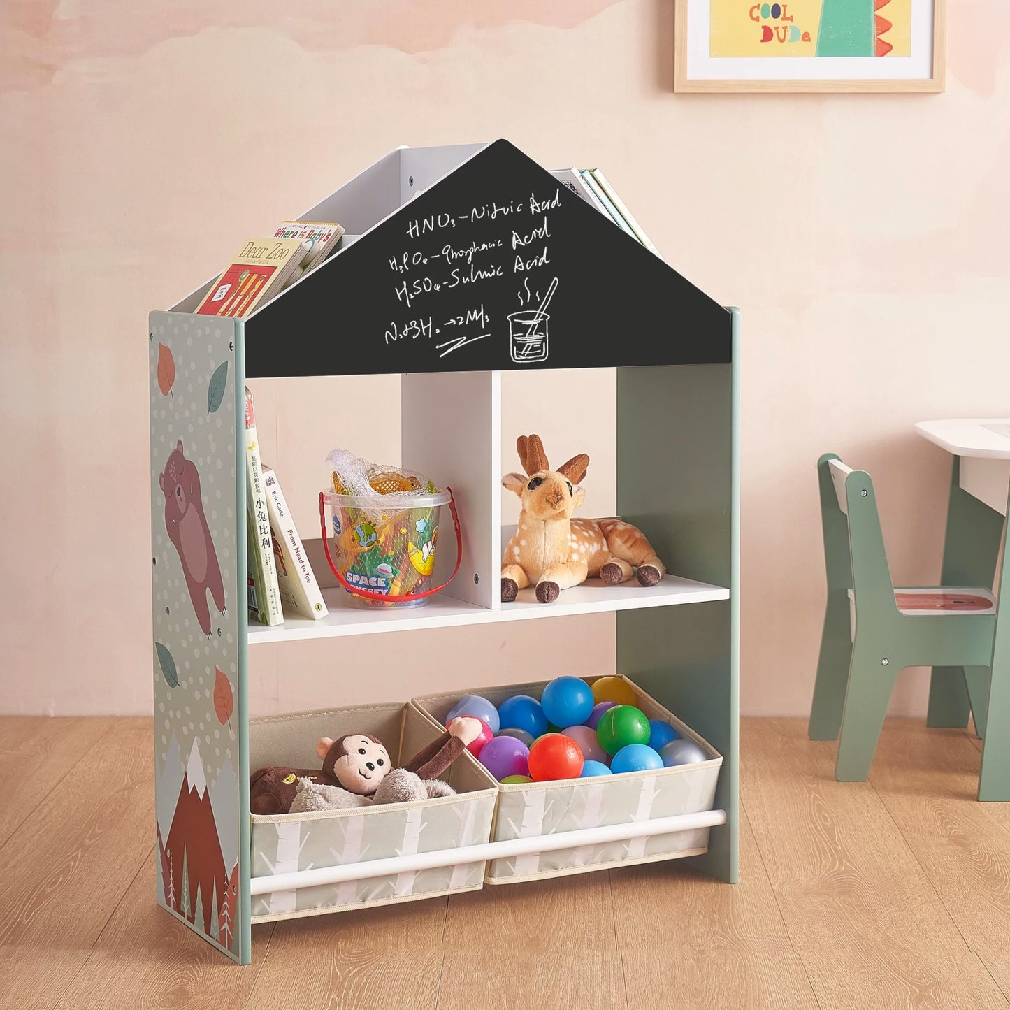 Детски Шкаф GINGER HOME, Етажерказа Играчки и Книжки с Мече, Черна Дъска за Писане, Къщичка FOREST