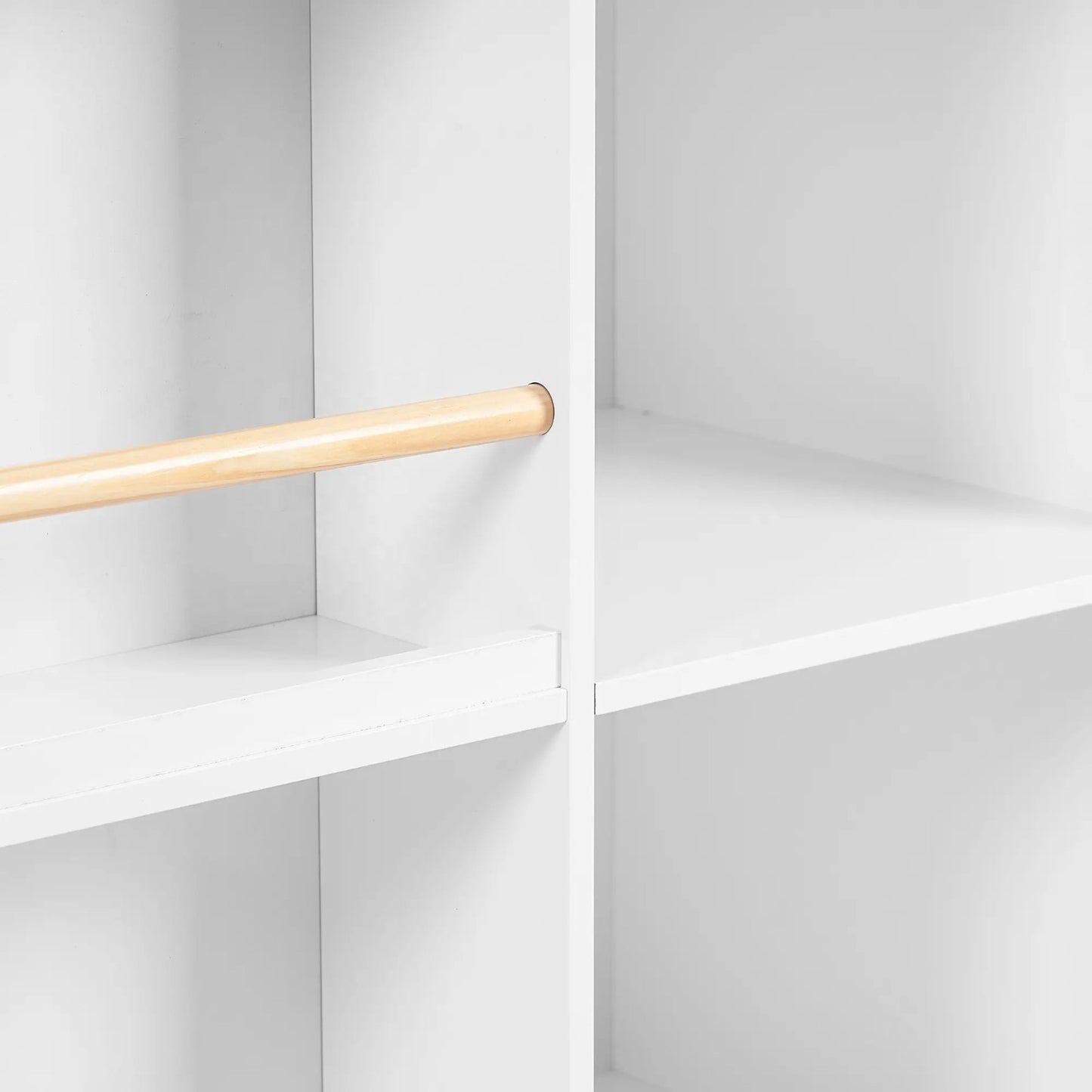 Детска Етажерка за Играчки и Книги GINGER HOME, Къща с Рафтoве и Дъска за Рисуване, Монтесори, Бяла, 72.5x40x95.8 см